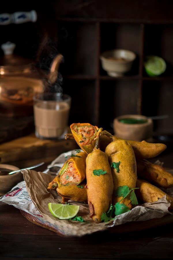 Fried Indian snacks platter from Desi Vibes